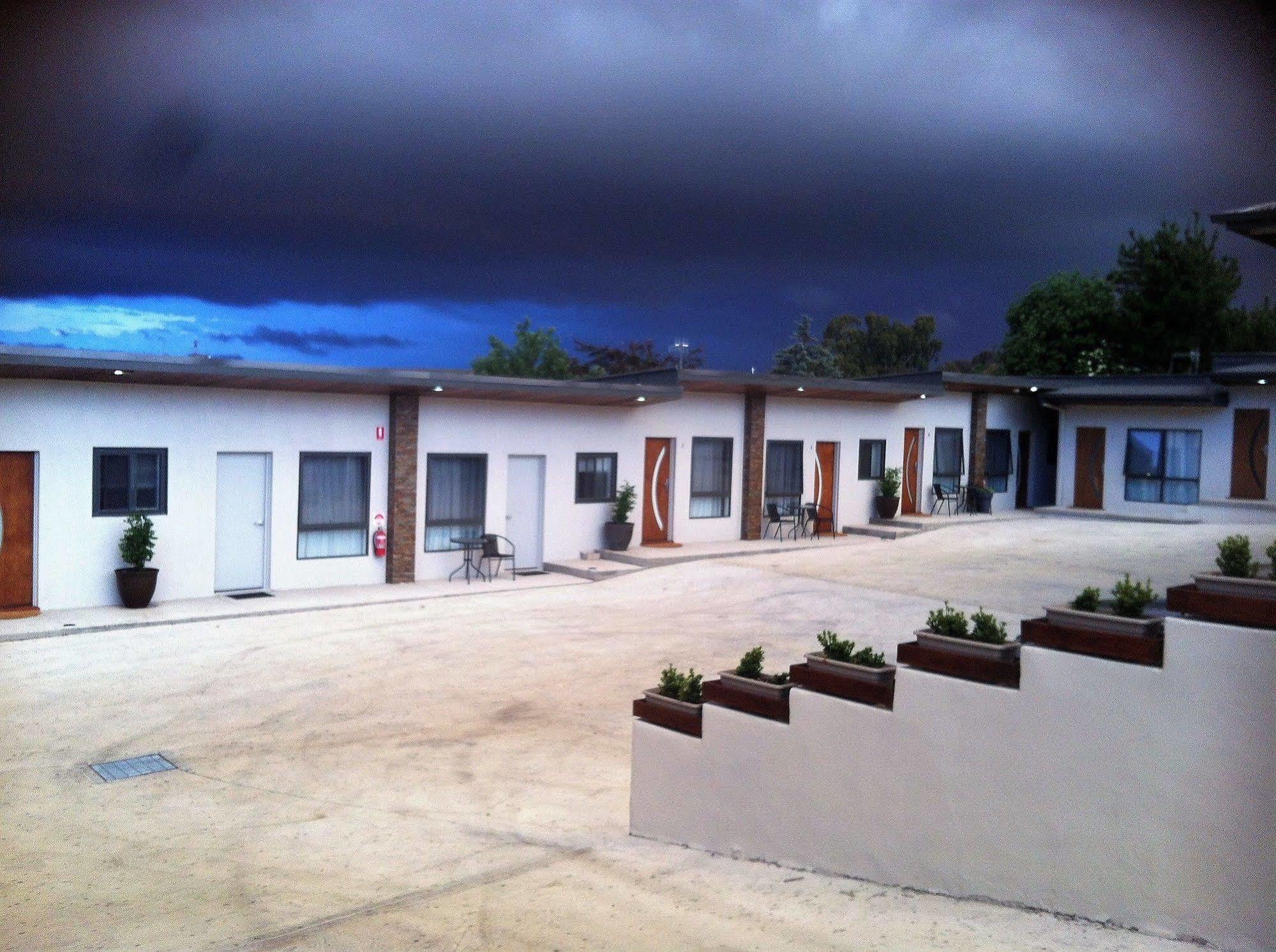 Altair Motel Cooma Exterior photo